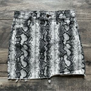 Snake Skin Print Skirt